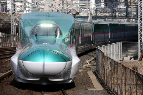 【JR東】E5系S11編成 試運転（10日）を東京駅で撮影した写真