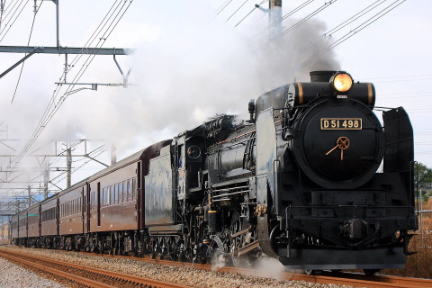 【JR東】D51-498＋旧客6両 テレビドラマ撮影用列車を井野～新前橋で撮影した写真