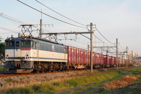 2070レに充当された際のEF65-1076。
