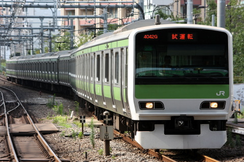 【JR東】E231系500番代ホームドア関連機器増設の拡大写真