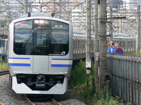 【JR東】E217系Y35編成東京総合車両センター出場の拡大写真