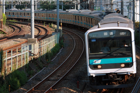【JR東】209系ウラ53編成疎開回送の拡大写真