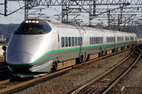 【JR東】400系L4編成 仙台へ回送を福島駅で撮影した写真