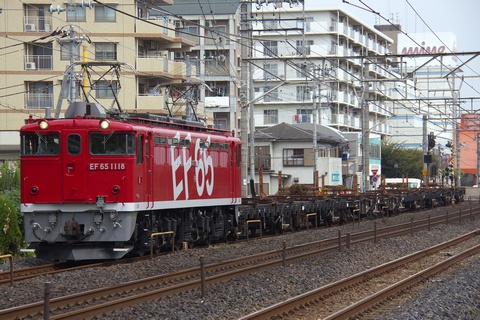 19日の大宮（操）工臨の返空はEF65-1118＋チキ8両で運転されました。