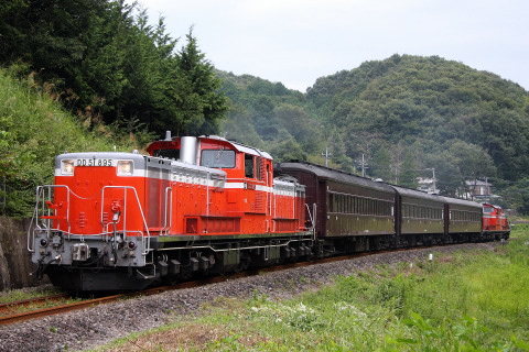 【JR東】DD51＋旧型客車3両使用の乗務員訓練を竹沢～折原で撮影した写真