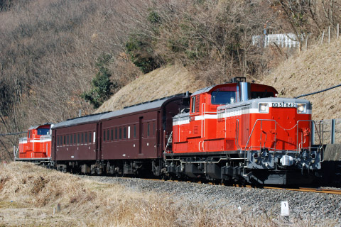 【JR東】DD51＋旧客2両使用 八高線乗務員訓練の拡大写真