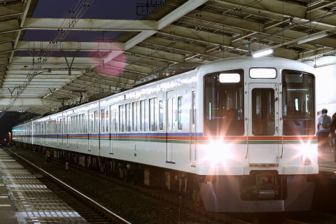 【西武】「秩父サイクルトレイン」運転を秋津駅で撮影した写真