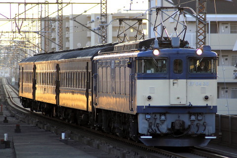 【JR東】旧型客車3両 高崎車両センターへ返却