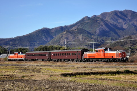 【JR東】DD51＋旧型客車2両 吾妻線ハンドル訓練の拡大写真