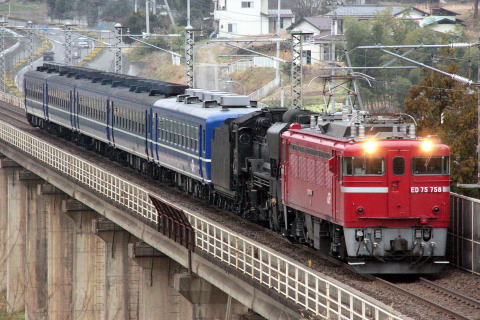 【JR東】D51-498＋12系 高崎車両センターへ返却を金谷川～松川で撮影した写真
