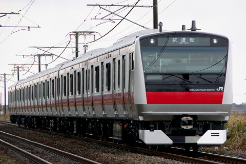 【JR東】E233系5000番代ケヨY551編成（分割6両） 新潟地区試運転の拡大写真