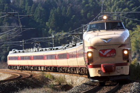 【JR西】489系サワH01編成 特急「はくたか」代走を倶利伽羅～津幡で撮影した写真