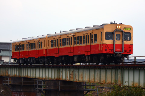 【JR東】国鉄色キハ30「想い出トレイン号」運転開始の拡大写真