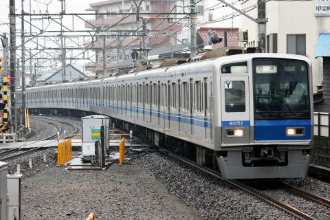 【西武】6000系6151F 玉川上水車両基地入場を花小金井駅で撮影した写真