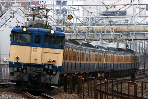  【JR東】113系マリ110 216編成 廃車配給を船橋～市川間で撮影した写真