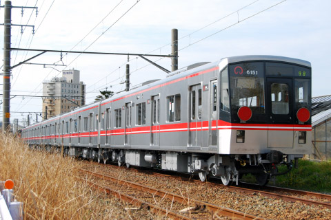 【名市交】桜通線用6050形6151編成 甲種輸送を日本車輌専用線内で撮影した写真