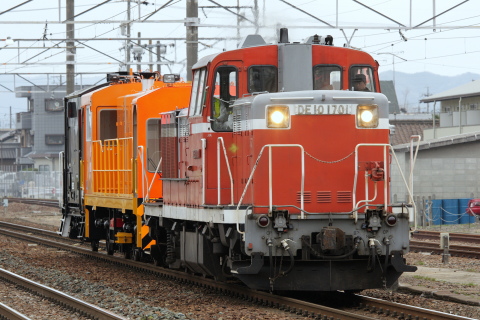 【JR貨】新日鐵室蘭65tDHL 甲種輸送を岡崎駅で撮影した写真
