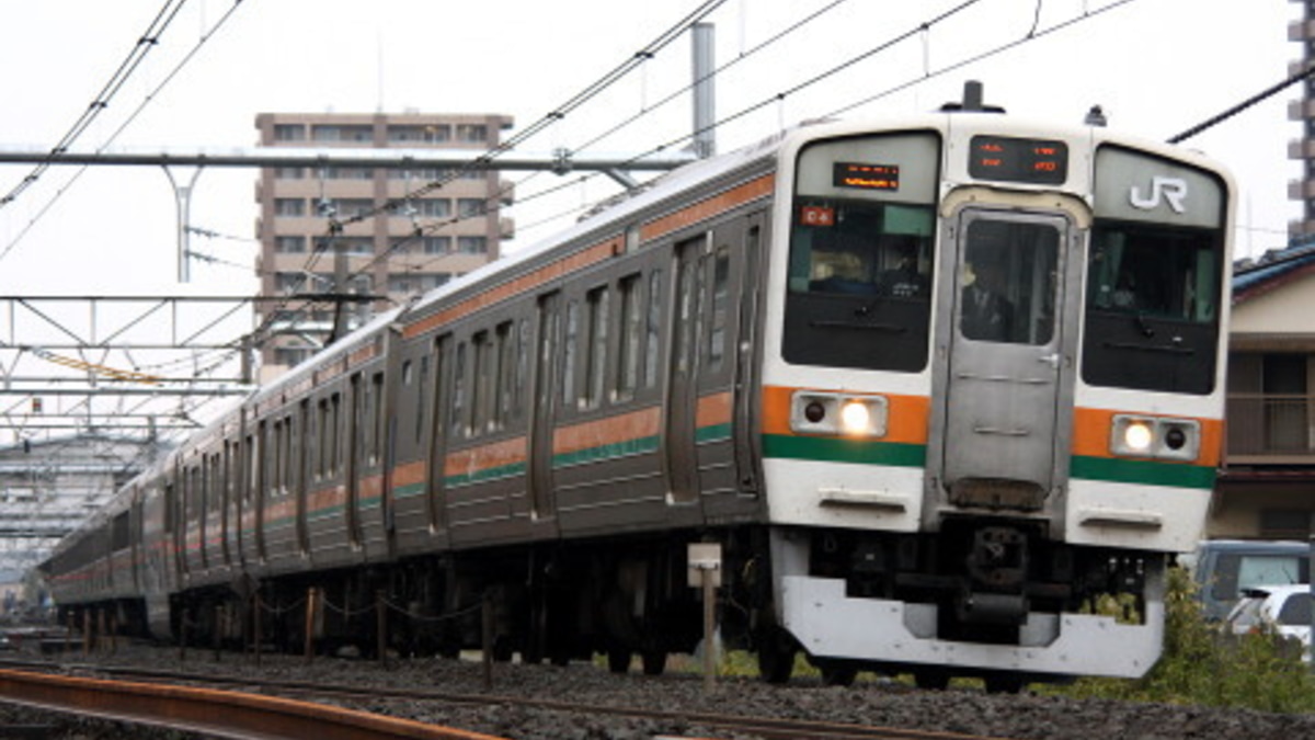 JR東】211系高崎車 強化型スカートに相次いで更新 |2nd-train