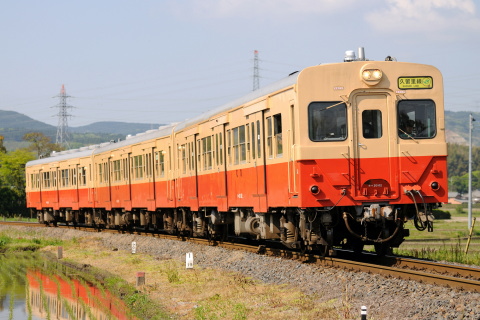 【JR東】久留里線で国鉄色3両運転実施を俵田～小櫃で撮影した写真
