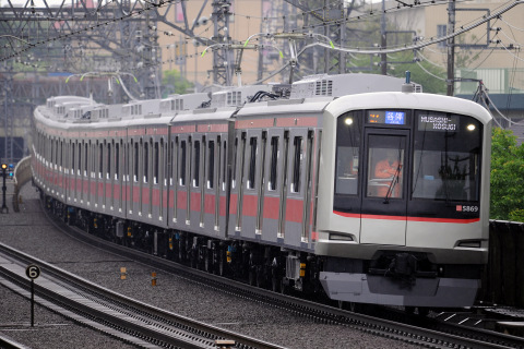 【東急】5050系5169F 営業運転開始を多摩川駅で撮影した写真