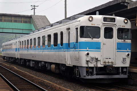 【JR西】キハ65形『エーデル鳥取』2両 廃車回送の拡大写真
