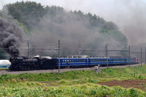 【JR東】D51-498＋12系4両＋DE10-1698 試運転（3日目）の拡大写真