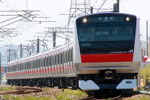 【JR東】E233系5000番代ケヨ506編成 新潟地区試運転の拡大写真