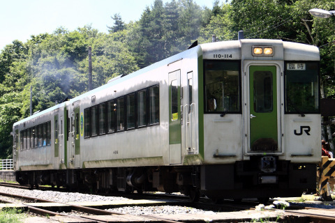 【JR東】臨時列車「八ヶ岳高原号」運転の拡大写真
