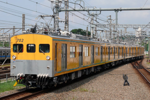 19日、モヤ700による架線検測が本線・いずみ野線で行われました。