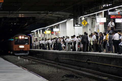 【201特集】その2 - 三鷹駅にて撮影