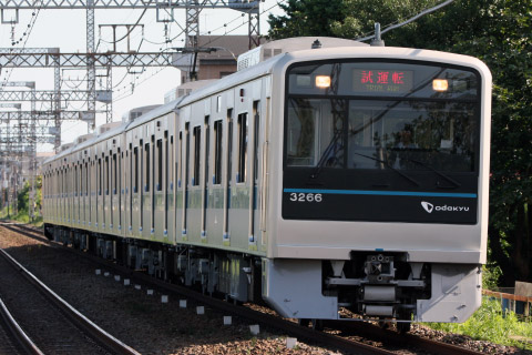 【小田急】3000形3266F 出場試運転を海老名～座間で撮影した写真