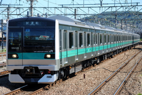 【JR東】E233系2000番代マト2編成 東急車輛出場を府中本町駅で撮影した写真