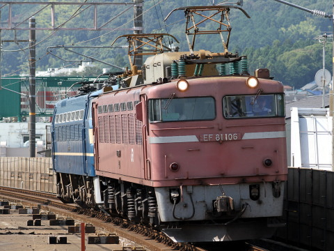 【JR西】EF66-45＆EF66-49 南福井へを唐崎駅で撮影した写真