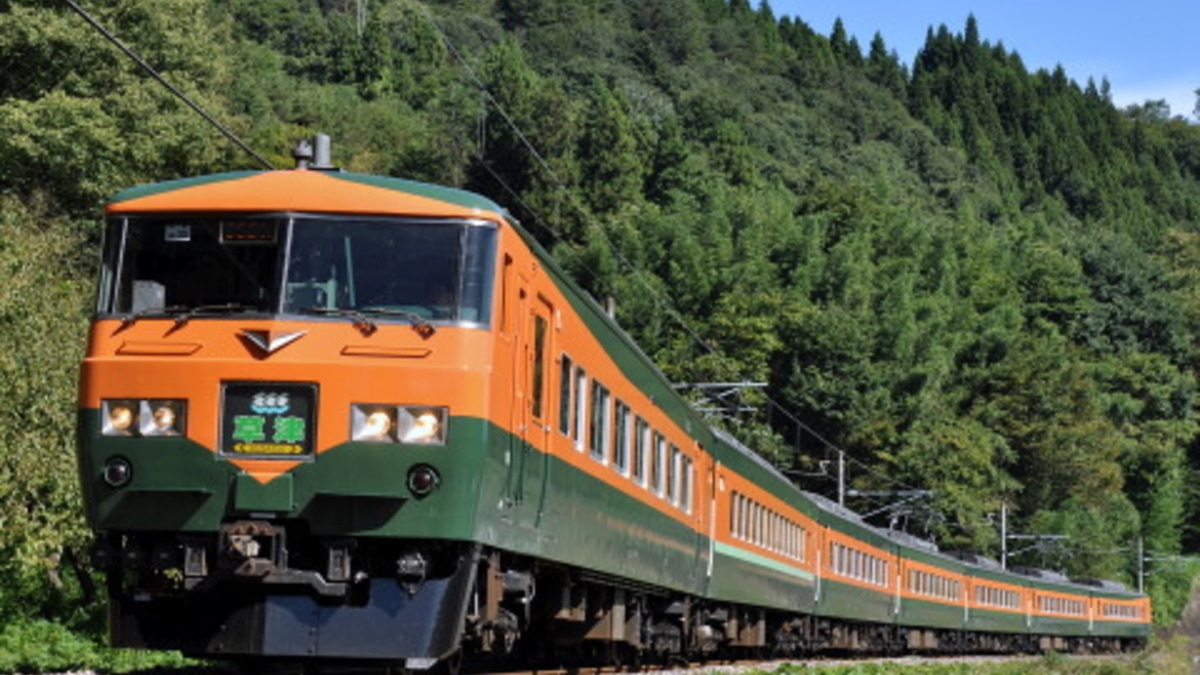 Jr東 185系om03編成 湘南色で営業運転開始 2nd Train鉄道ニュース