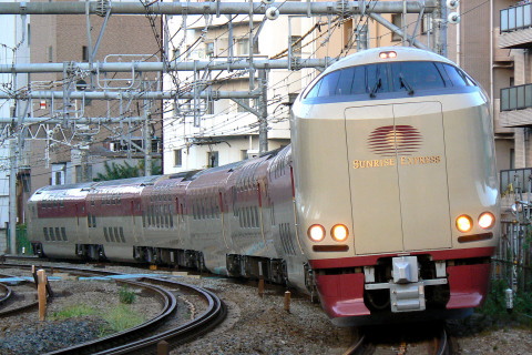 【JR海】285系カキI5編成使用 団体臨時列車を横浜～戸塚で撮影した写真