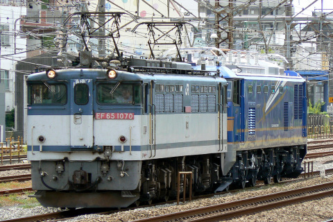 【JR東】EF510-513 甲種輸送を鶴見駅で撮影した写真