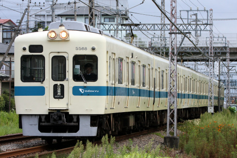 【小田急】5000形5268F使用の団体臨時列車運転を鶴巻温泉～東海大学前で撮影した写真
