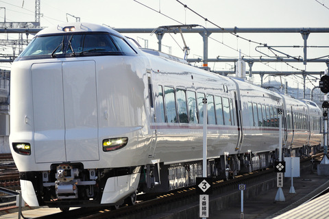 【JR西】287系 大阪以西で試運転を姫路駅で撮影した写真