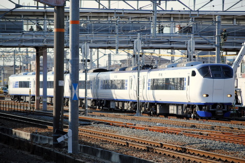 【JR西】281系ヒネA609編成 本線試運転を千里丘駅で撮影した写真