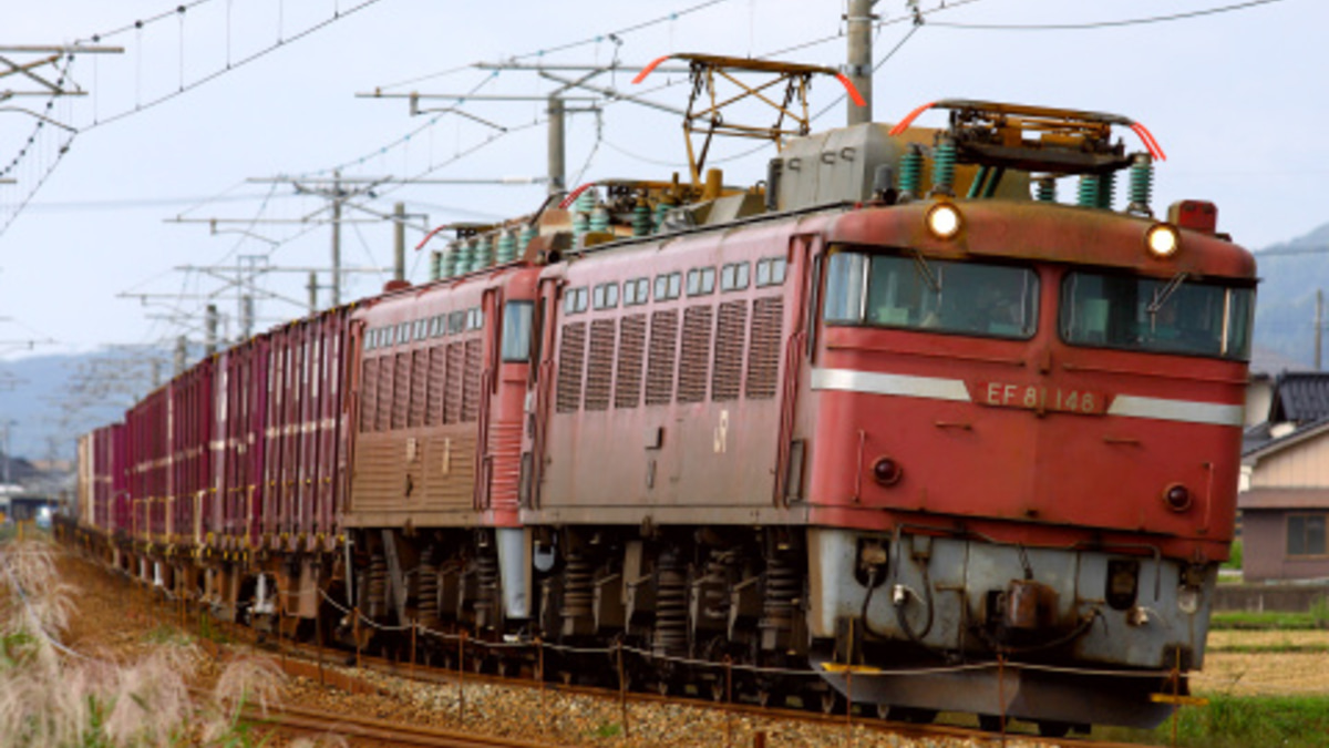 JR貨】EF81-302 富山機関区へ回送 |2nd-train鉄道ニュース