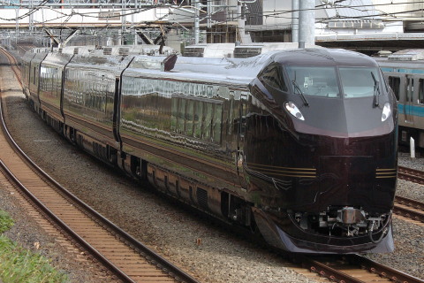【JR東】E655系 TR車組込で中央本線試運転を東十条駅付近で撮影した写真