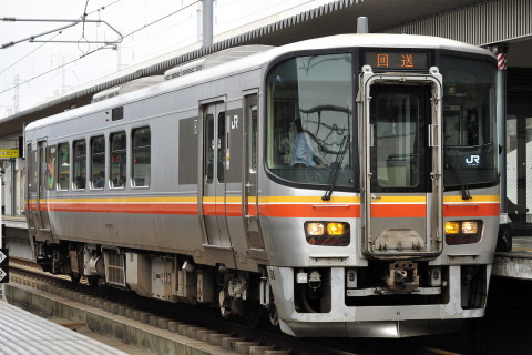 【JR西】キハ122-6 網干総合車両所入場を姫路駅で撮影した写真