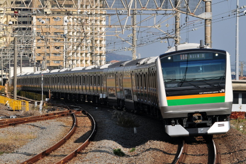 【JR東】E233系3000番代チタNT1＋NT51編成 運用開始を国府津駅で撮影した写真
