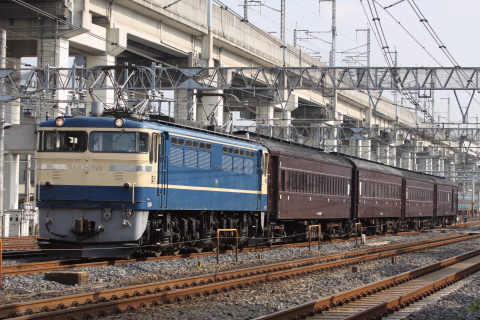 【JR東】旧型客車4両 返却回送を東十条駅付近で撮影した写真
