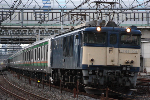 【JR東】E233系3000番代チタNT55＋NT5編成 配給輸送の拡大写真