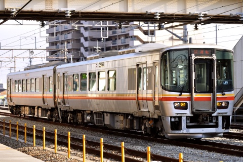 【JR西】キハ122-3＋キハ127-1002 本線試運転を網干駅で撮影した写真
