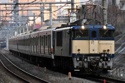 【JR東】211系チタN63＋N64編成 配給輸送を西国分寺駅で撮影した写真