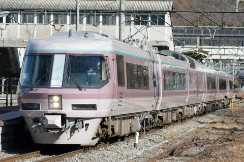 【JR東】快速「ゆう信濃路号」運転を明科駅付近で撮影した写真