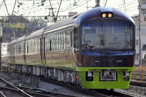【JR東】485系『リゾートやまどり』 東急車輛出場を戸塚駅で撮影した写真