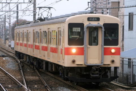 【JR西】105系A1編成 試運転を高槻駅で撮影した写真